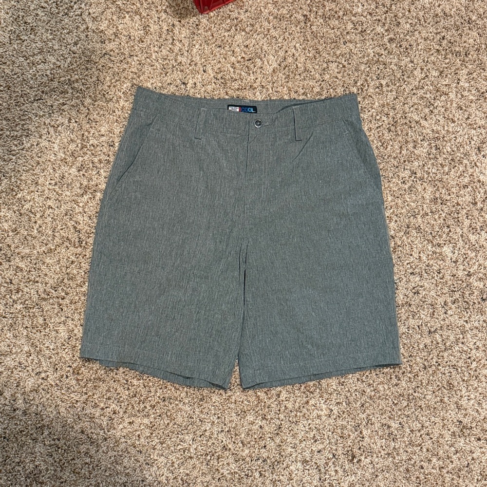 Men's Gray Cargo Shorts
